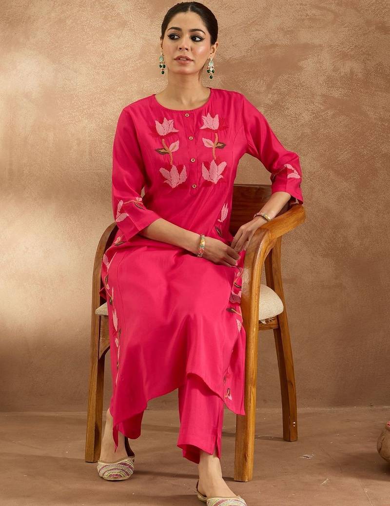 Women Floral Embroidered Regular Thread Work Pure Cotton Kurta with Trousers