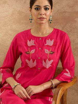 Women Floral Embroidered Regular Thread Work Pure Cotton Kurta with Trousers 3
