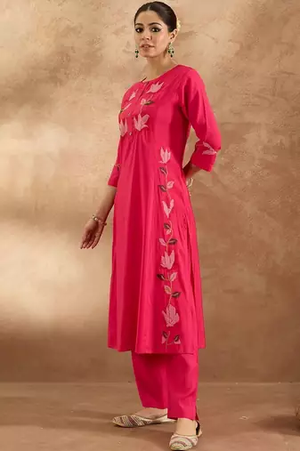Women Floral Embroidered Regular Thread Work Pure Cotton Kurta with Trousers