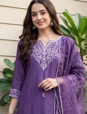 Women Ethnic Motifs Embroidered Regular Thread Work Kurta with Trousers & With Dupatta 1