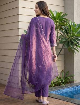 Women Ethnic Motifs Embroidered Regular Thread Work Kurta with Trousers & With Dupatta 5