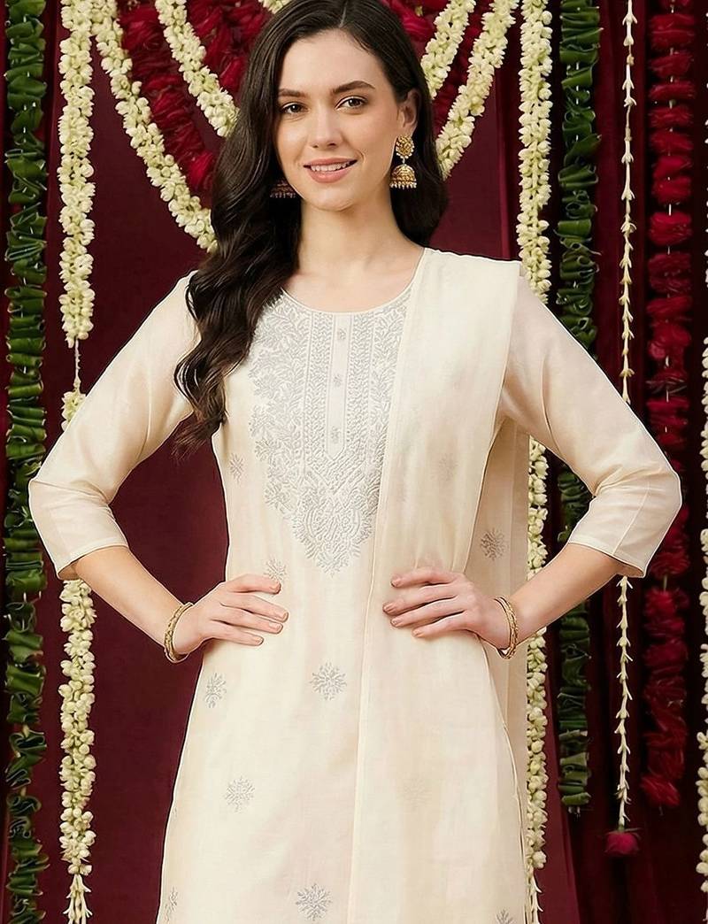Women Ethnic Motifs Embroidered Regular Thread Work Pure Cotton Kurta with Trousers & With Dupatta