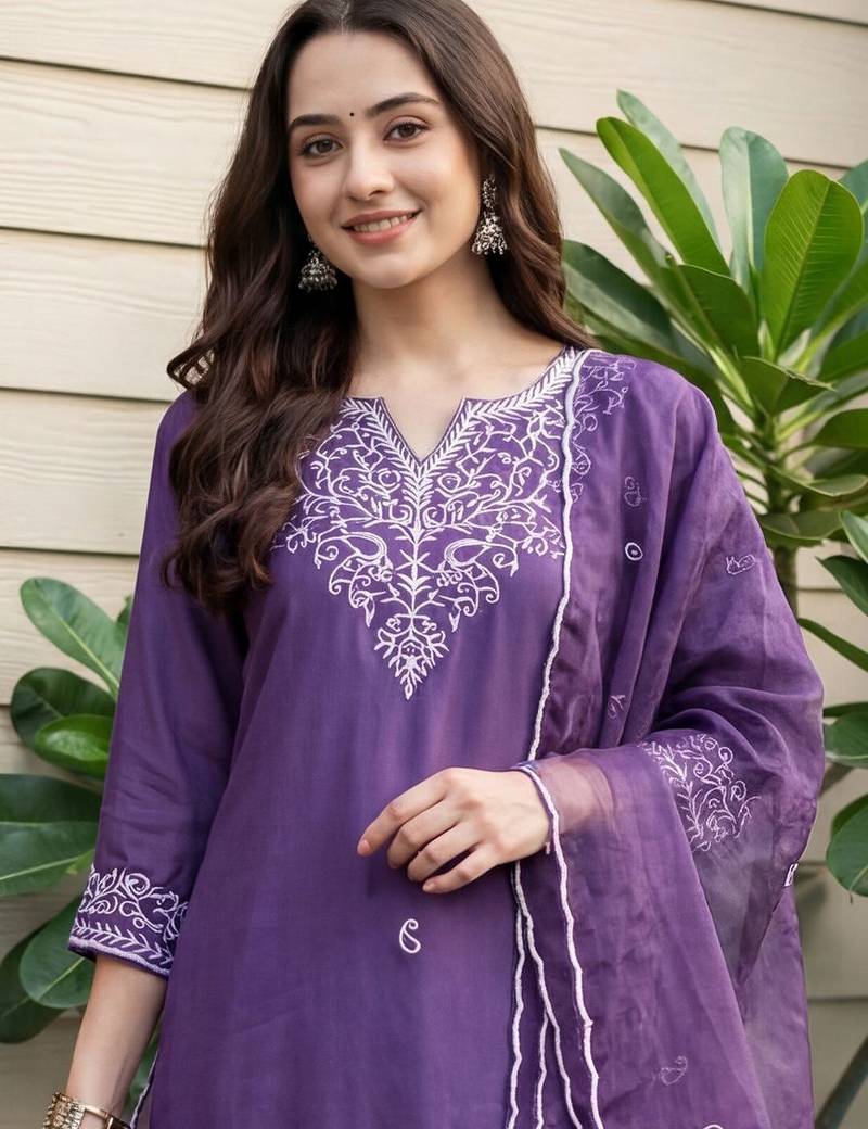 Women Ethnic Motifs Embroidered Regular Thread Work Kurta with Trousers & With Dupatta