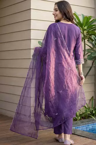 Women Ethnic Motifs Embroidered Regular Thread Work Kurta with Trousers & With Dupatta