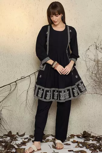 Women Ethnic Motifs Embroidered Pure Cotton A-Line Kurta with Pyjama