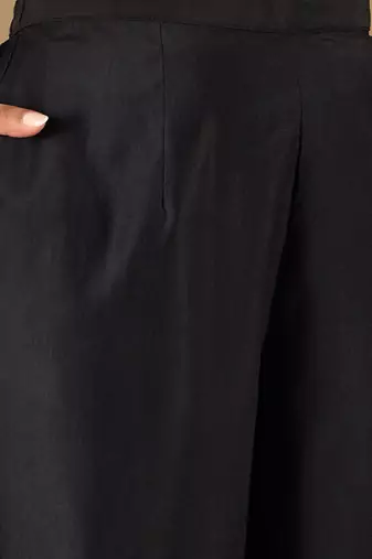 Women Ethnic Motifs Embroidered Regular Liva Kurta with Sharara & With Dupatta