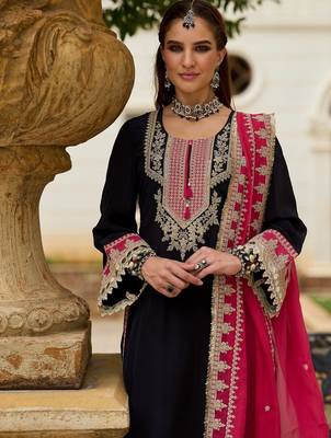 Embroidered Round Neck Gotta Patti Straight Kurta With Trousers & Dupatta 2