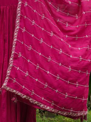 Women Floral Embroidered Pleated Kurta with Trousers & With Dupatta 4