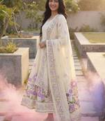 Women Floral Printed Regular Beads and Stones Pure Cotton Kurta Set