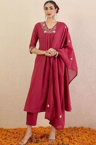 Women Floral Embroidered Panelled Thread Work Pure Cotton Kurta with Trousers & With Dupatta
