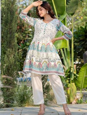 Floral Printed A Line Pure Cotton Kurta With Trousers 7