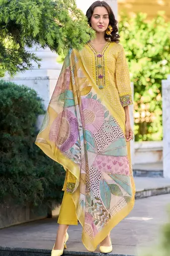 Women Ethnic Motifs Printed Regular Thread Work Linen Kurta with Trousers & With Dupatta