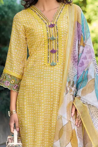 Women Ethnic Motifs Printed Regular Thread Work Linen Kurta with Trousers & With Dupatta