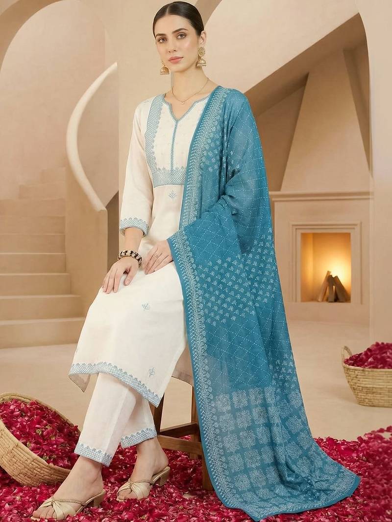 Women Ethnic Motifs Embroidered Regular Thread Work Pure Cotton Kurta with Trousers & With Dupatta