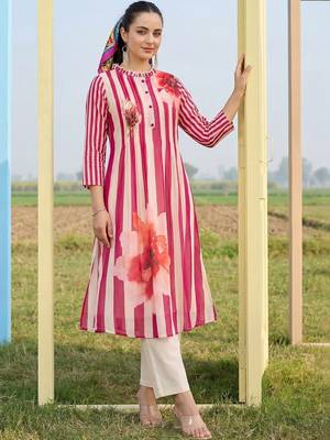 Women Printed Regular Pure Cotton Kurta with Trousers 5
