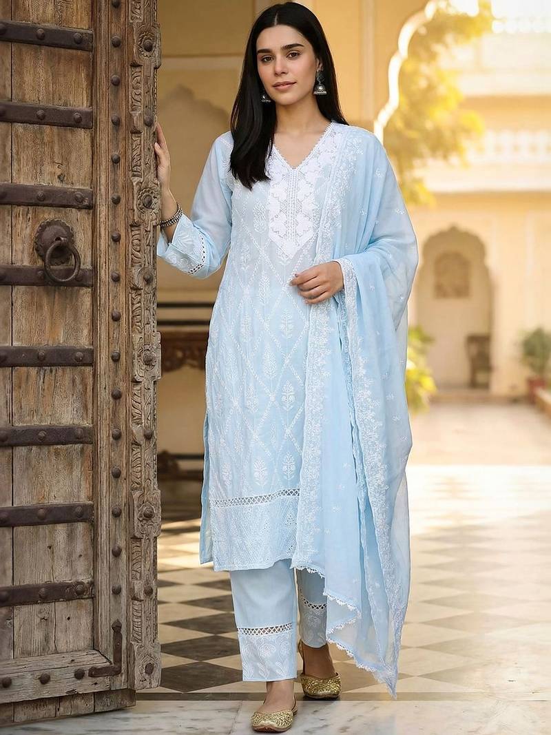 Women Ethnic Motifs Embroidered Regular Thread Work Pure Cotton Kurta with Trousers & With Dupatta