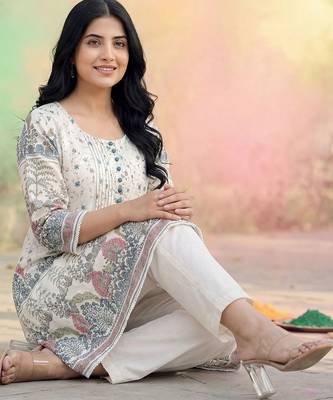 Women Ethnic Motifs Printed Regular Pure Cotton Kurta with Trousers 5