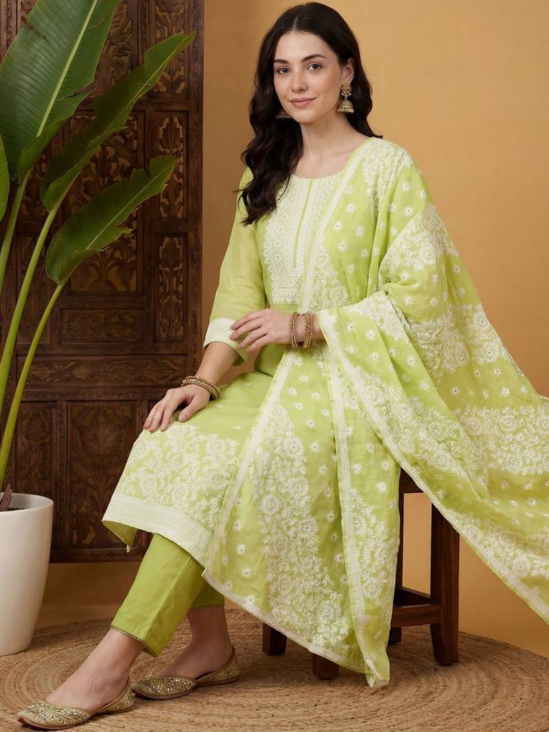 Women Ethnic Motifs Regular Kurta with Trousers & With Dupatta