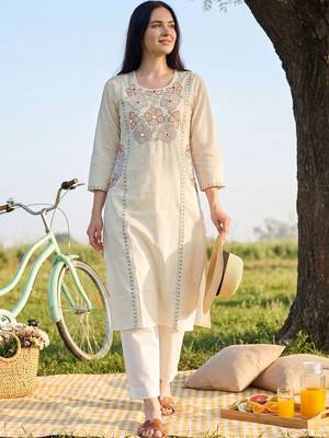 Women Floral Embroidered Regular Thread Work Pure Cotton Kurta with Trousers 5