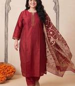 Women Regular Kurta with Trousers & With Dupatta