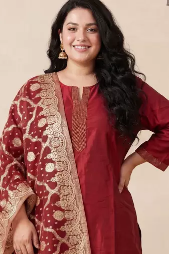 Women Regular Kurta with Trousers & With Dupatta