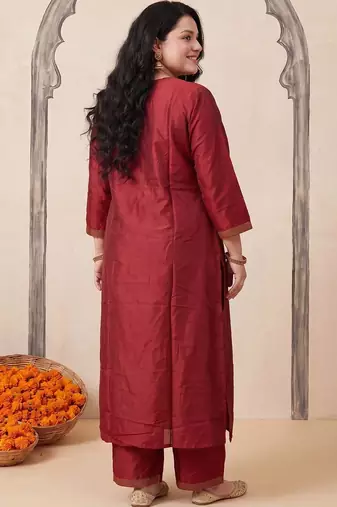 Women Regular Kurta with Trousers & With Dupatta