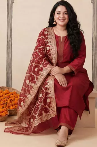 Women Regular Kurta with Trousers & With Dupatta