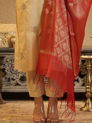 Women Ethnic Motifs Embroidered Regular Thread Work Kurta with Trousers & With Dupatta 5