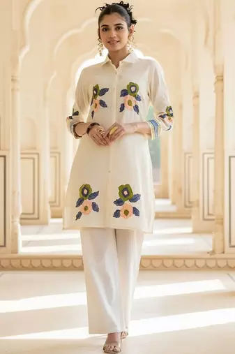 Women Floral Embroidered Regular Thread Work Pure Cotton Kurta with Trousers