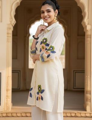 Women Floral Embroidered Regular Thread Work Pure Cotton Kurta with Trousers 3