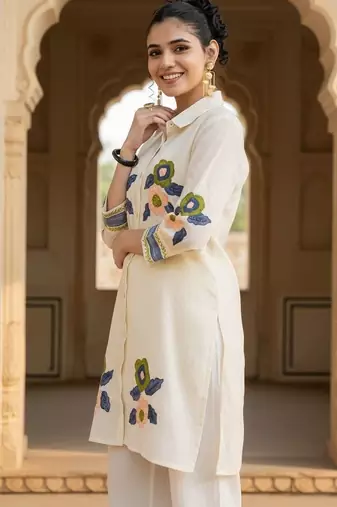 Women Floral Embroidered Regular Thread Work Pure Cotton Kurta with Trousers