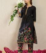 Women Ethnic Motifs Printed Pleated Thread Work Pure Cotton Kurta with Trousers