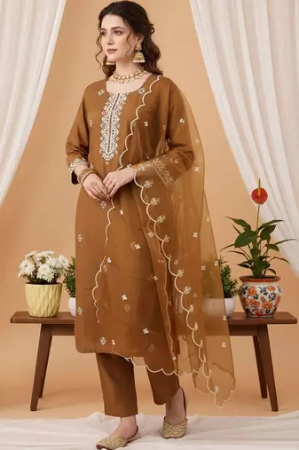 Women Ethnic Motifs Embroidered Regular Thread Work Kurta with Trousers & With Dupatta