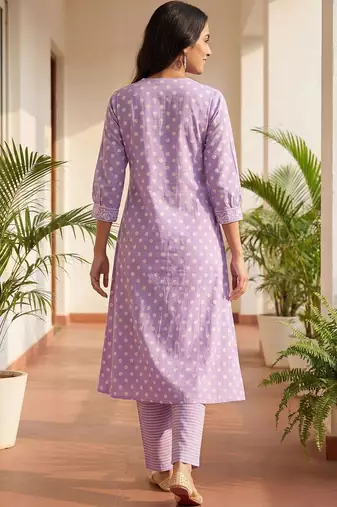 Women Floral Printed Regular Pure Cotton Kurta with Trousers