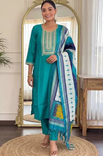 Women Ethnic Motifs Embroidered Regular Thread Work Kurta with Trousers & With Dupatta