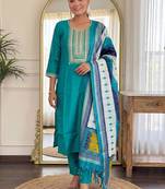 Women Ethnic Motifs Embroidered Regular Thread Work Kurta with Trousers & With Dupatta