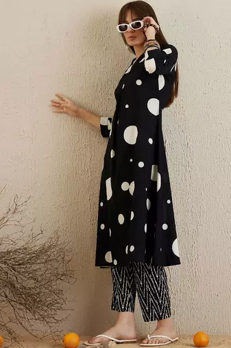 Women Printed Regular Pure Cotton Kurta with Trousers
