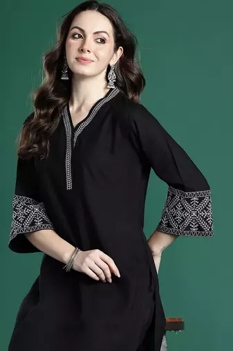 Ethnic Motifs Embroidered Regular Kurta with Trousers