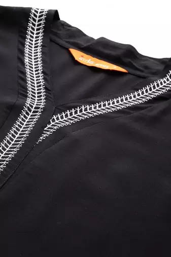 Ethnic Motifs Embroidered Regular Kurta with Trousers