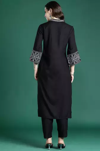 Ethnic Motifs Embroidered Regular Kurta with Trousers