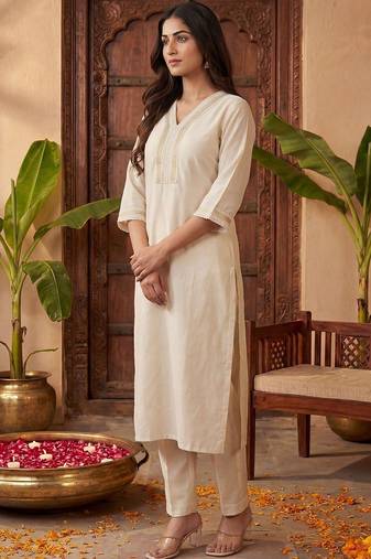 Women Regular Gotta Patti Kurta with Trousers