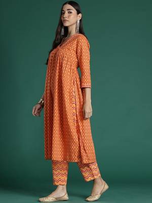 Printed Empire Pure Cotton Kurta with Trousers 4