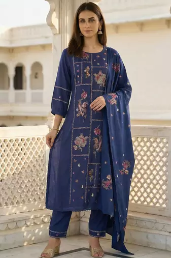 Women Floral Embroidered Regular Thread Work Kurta with Trousers & With Dupatta