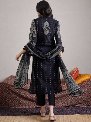 Women Bandhani Printed Cotton Kurta with Trousers & Dupatta 4
