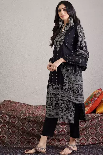 Women Bandhani Printed Cotton Kurta with Trousers & Dupatta
