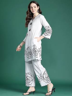 Floral Printed Pleated Mirror Work Pure Cotton Kurta with Palazzos 5