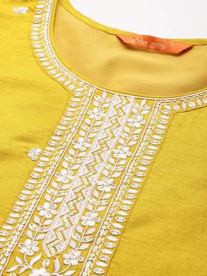 Floral Embroidered Sequinned Kurta With Trousers & Dupatta 2