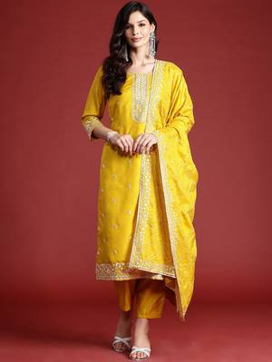 Floral Embroidered Sequinned Kurta With Trousers & Dupatta 5