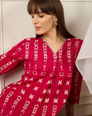 Women Ethnic Motifs Printed Regular Pure Cotton Kurta with Trousers 2