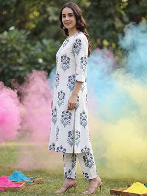 Women Floral Printed Regular Pure Cotton Kurta with Trousers 4